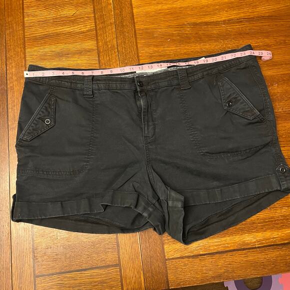 TORRID Plus Size 28 Twill Military Cargo Shorts Dark Cotton Blend - Picture 9 of 13